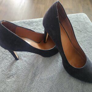 Banana Republic Black Pumps, Size 9